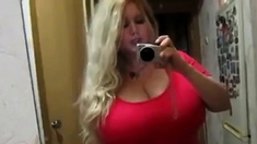 Two huge boobs bouncing