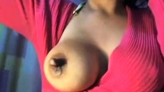 MILF Big Breasts Nipples