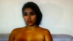 Busty Latina Webcam Beauty